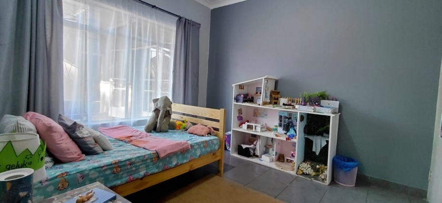 To Let 4 Bedroom Property for Rent in Protea Park North West